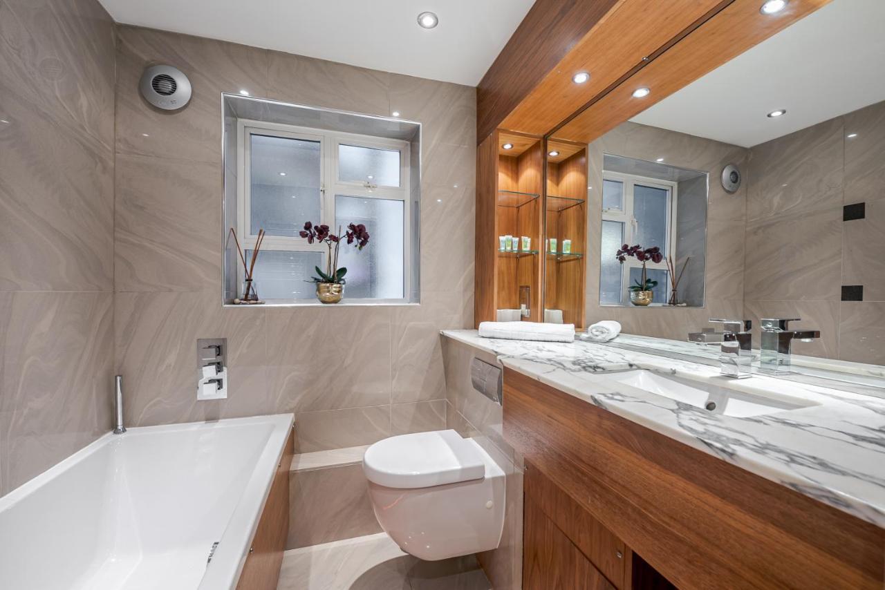 Stylish 2Bd Flat Opposite Harrods London Prime Location Apartment Exterior photo